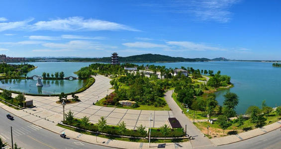 &#19975;&#35937;&#22478;&#20307;&#32946;&#45;&#19975;&#35937;&#22478;&#65288;&#20013;&#22269;&#65289;&#20844;&#21496;