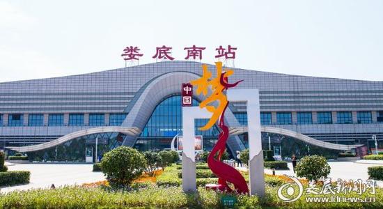 &#19975;&#35937;&#22478;&#20307;&#32946;&#45;&#19975;&#35937;&#22478;&#65288;&#20013;&#22269;&#65289;&#20844;&#21496;