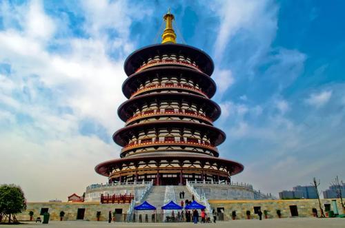 &#19975;&#35937;&#22478;&#20307;&#32946;&#45;&#19975;&#35937;&#22478;&#65288;&#20013;&#22269;&#65289;&#20844;&#21496;