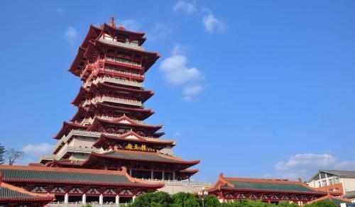 &#19975;&#35937;&#22478;&#20307;&#32946;&#45;&#19975;&#35937;&#22478;&#65288;&#20013;&#22269;&#65289;&#20844;&#21496;
