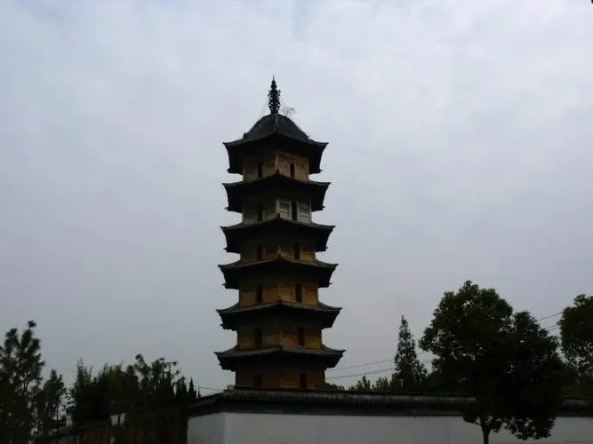 &#19975;&#35937;&#22478;&#20307;&#32946;&#45;&#19975;&#35937;&#22478;&#65288;&#20013;&#22269;&#65289;&#20844;&#21496;
