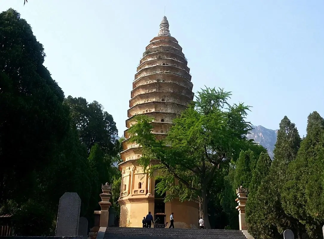 &#19975;&#35937;&#22478;&#20307;&#32946;&#45;&#19975;&#35937;&#22478;&#65288;&#20013;&#22269;&#65289;&#20844;&#21496;