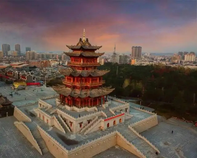 &#19975;&#35937;&#22478;&#20307;&#32946;&#45;&#19975;&#35937;&#22478;&#65288;&#20013;&#22269;&#65289;&#20844;&#21496;