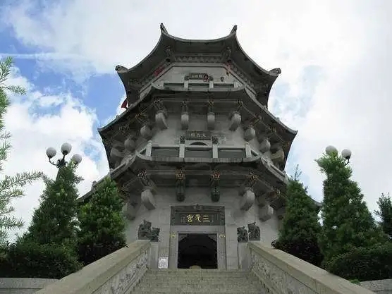 &#19975;&#35937;&#22478;&#20307;&#32946;&#45;&#19975;&#35937;&#22478;&#65288;&#20013;&#22269;&#65289;&#20844;&#21496;