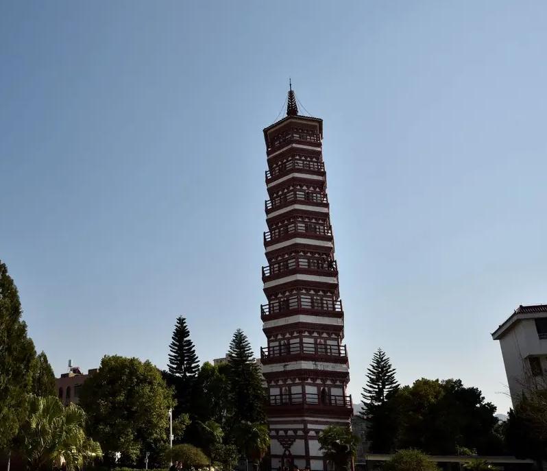 &#19975;&#35937;&#22478;&#20307;&#32946;&#45;&#19975;&#35937;&#22478;&#65288;&#20013;&#22269;&#65289;&#20844;&#21496;
