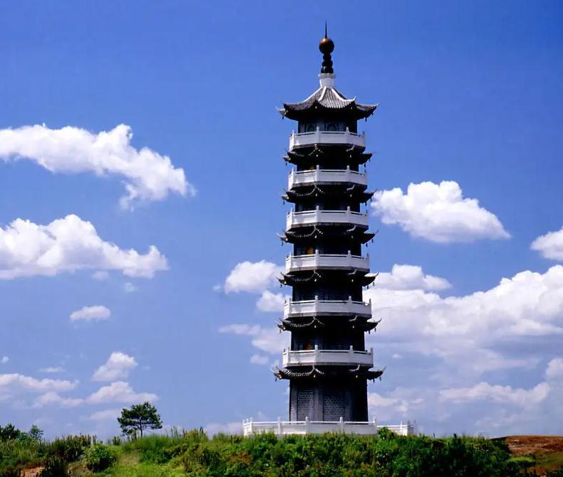 &#19975;&#35937;&#22478;&#20307;&#32946;&#45;&#19975;&#35937;&#22478;&#65288;&#20013;&#22269;&#65289;&#20844;&#21496;