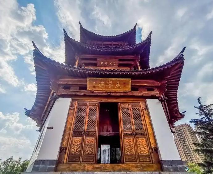 &#19975;&#35937;&#22478;&#20307;&#32946;&#45;&#19975;&#35937;&#22478;&#65288;&#20013;&#22269;&#65289;&#20844;&#21496;