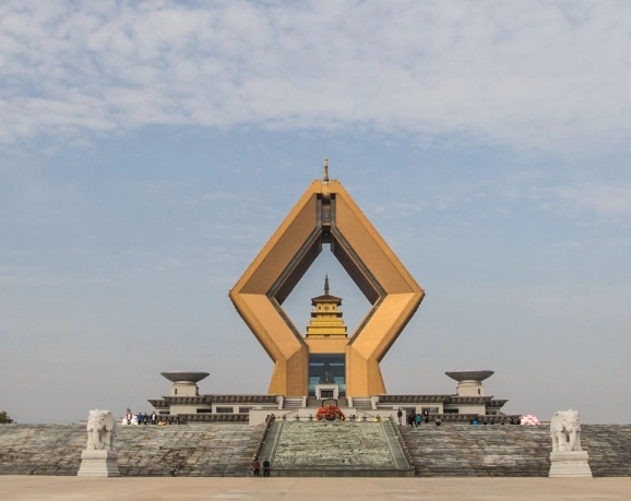 &#19975;&#35937;&#22478;&#20307;&#32946;&#45;&#19975;&#35937;&#22478;&#65288;&#20013;&#22269;&#65289;&#20844;&#21496;