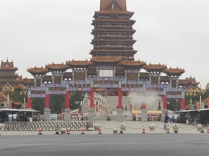 &#19975;&#35937;&#22478;&#20307;&#32946;&#45;&#19975;&#35937;&#22478;&#65288;&#20013;&#22269;&#65289;&#20844;&#21496;