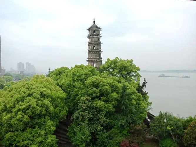 &#19975;&#35937;&#22478;&#20307;&#32946;&#45;&#19975;&#35937;&#22478;&#65288;&#20013;&#22269;&#65289;&#20844;&#21496;